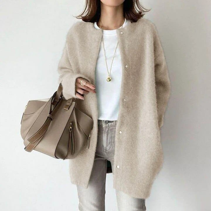 Vanna™ | Elegant Buttoned Jacket