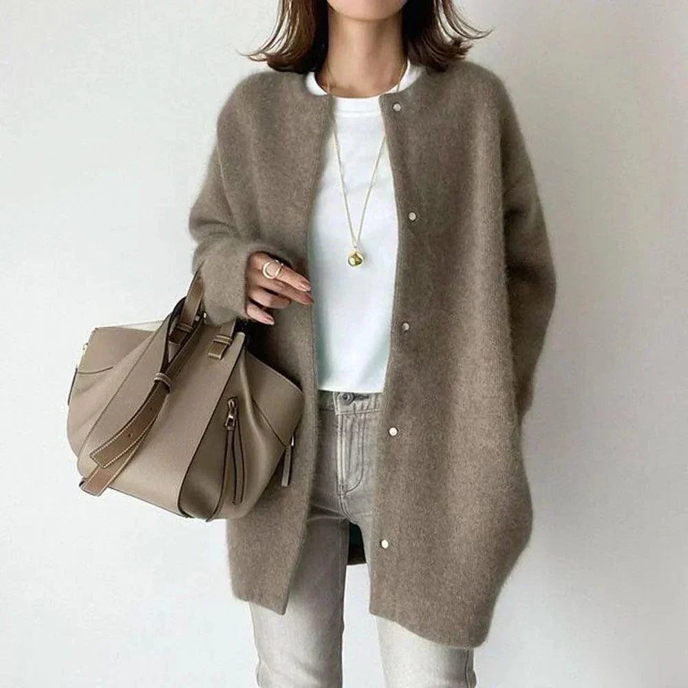 Vanna™ | Elegant Buttoned Jacket